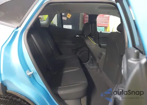 2025 Chevrolet Trax Fwd Activ z USA, uszkodzony, nr VIN KL77LKEP5SC147842